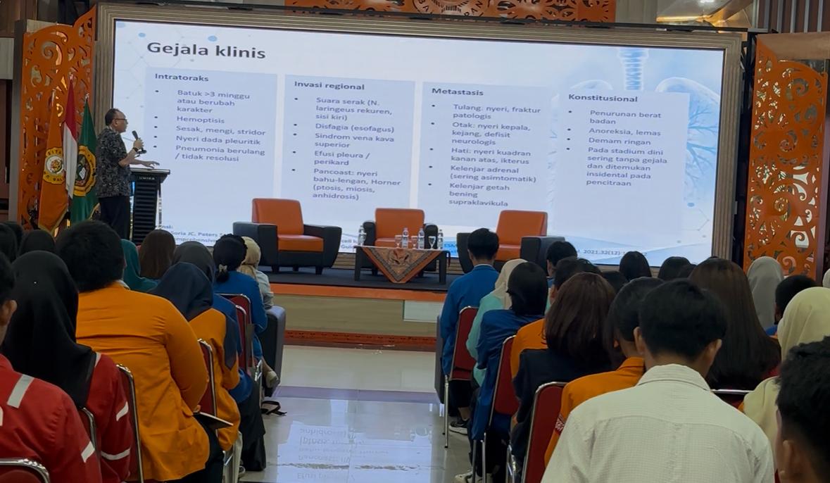 Kanker Paru: Deteksi Dini dan Pencegahan*, dokter spesialis paru RSUD dr. Kanujoso Djatiwibowo, dr. Maurits Fransiscus Marpaung, Sp.P(K), FISR