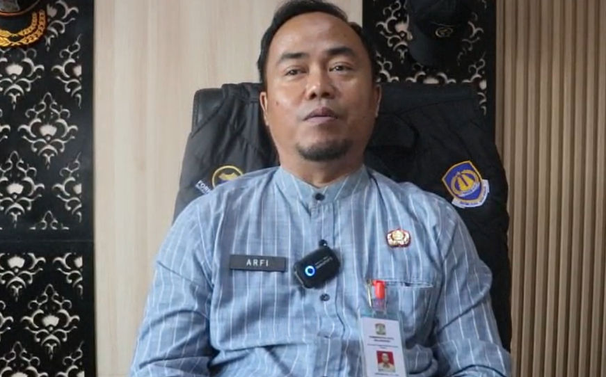 Video Nenek Duduk di Lantai Viral, Kepala Dinsos Balikpapan - Arfiansyah Ungkap Fakta Sebenarnya