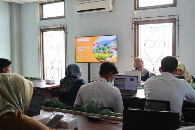 tingkatkan-literasi-digital-diskominfo.jpg