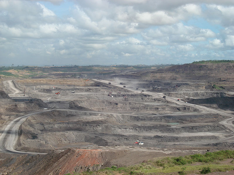 PT Bumi Resources Tbk (BUMI) buka suara menanggapi rumor rencana akuisisi Kideco milik Indika Energy (INDY).
