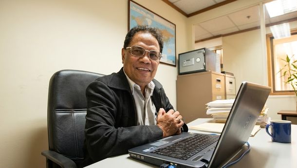 OBITUARI:  Pak Thobias Djadji,  Guru yang Selalu Kami Rindukan