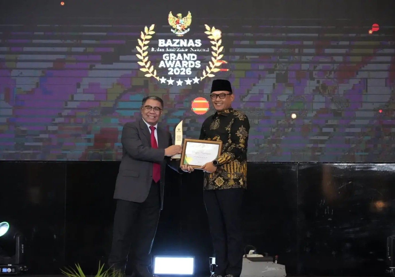 Gubernur Kaltim Raih Penghargaan Pendukung Zakat Terbaik Ajang Baznas Award 2026
