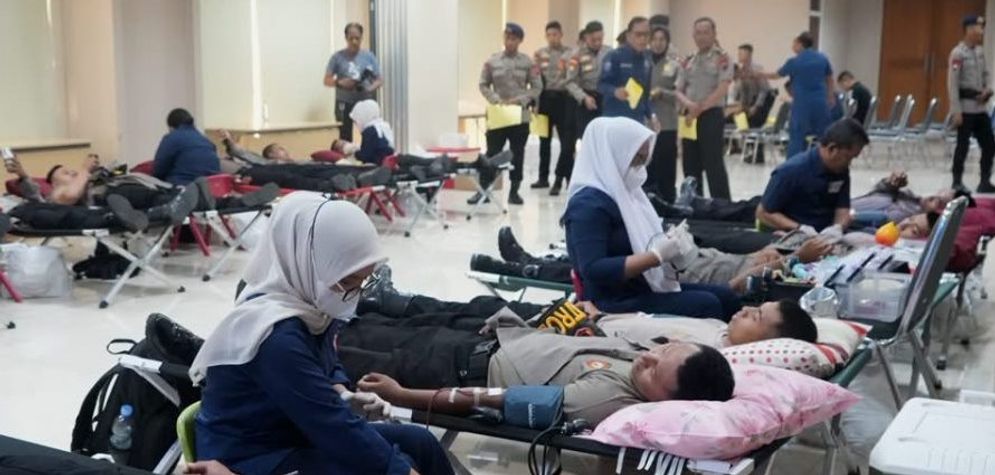 donor darah.jpg