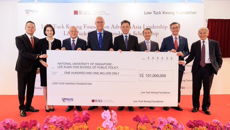 Pemilik Bayan Resources, Low Tuck Kwong tercatat sebagai penyumbang donasi terbesar Lee Kuan Yew School of Public Policy di National University of Singapore (NUS) tahun 2023. (Foto: The Straits Times)