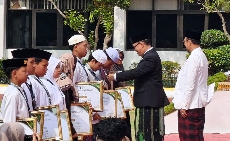 Wawali Balikpapan: Santri Pilar Bangsa, Kunci Menuju Indonesia Emas 2045