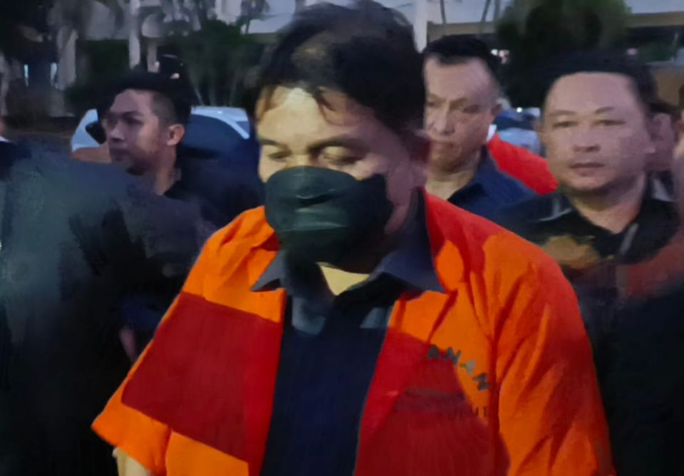 Tersangka kasus dugaan korupsi di Kominfo Sulut.