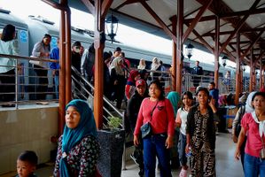 Penumpang KA Srilelawangsa relasi Medan–Lubukpakam