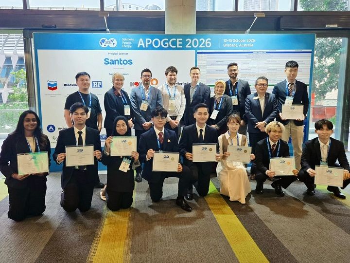 Mahasiswa PEM Akamigas Juara 1 SPE Asia Pacific Regional Student Paper Contest 