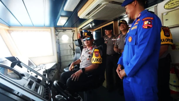 Kapolda NTT Cek Kesiapan Kapal Polisi di Labuan Bajo